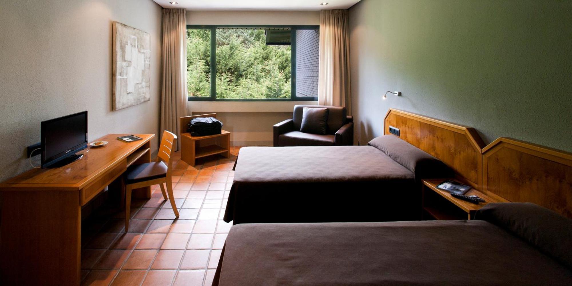 As Hoteles Altube Zuia Eksteriør billede